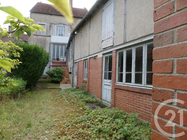 Afficher la photo en grand maison à vendre - 5 pièces - 145.37 m2 - LURCY LEVIS - 03 - AUVERGNE - Century 21 Confluences
