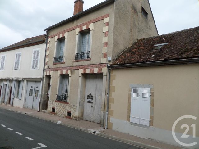 Afficher la photo en grand maison à vendre - 5 pièces - 145.37 m2 - LURCY LEVIS - 03 - AUVERGNE - Century 21 Confluences