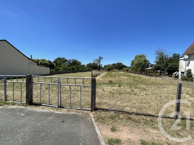 terrain à vendre - 2447.0 m2 - COSNE D ALLIER - 03 - AUVERGNE - Century 21 Confluences