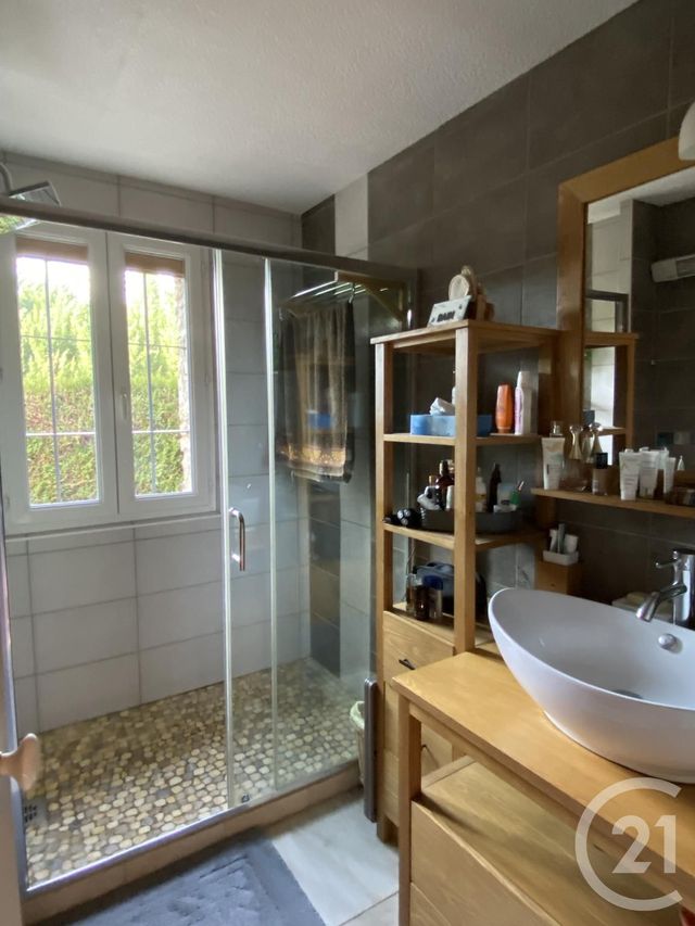 maison à vendre - 5 pièces - 139.0 m2 - LE VEURDRE - 03 - AUVERGNE - Century 21 Confluences