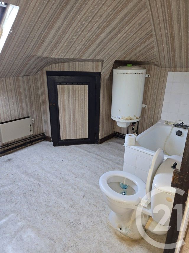 maison à vendre - 8 pièces - 120.0 m2 - LURCY LEVIS - 03 - AUVERGNE - Century 21 Confluences