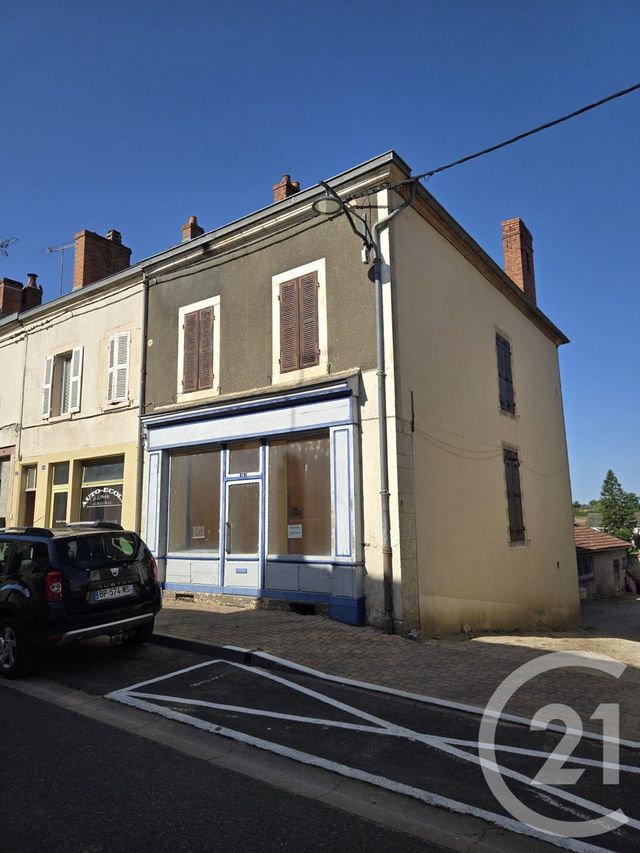 maison à vendre - 8 pièces - 120.0 m2 - LURCY LEVIS - 03 - AUVERGNE - Century 21 Confluences
