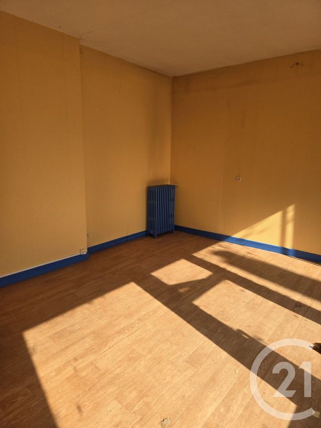 maison à vendre - 8 pièces - 120.0 m2 - LURCY LEVIS - 03 - AUVERGNE - Century 21 Confluences