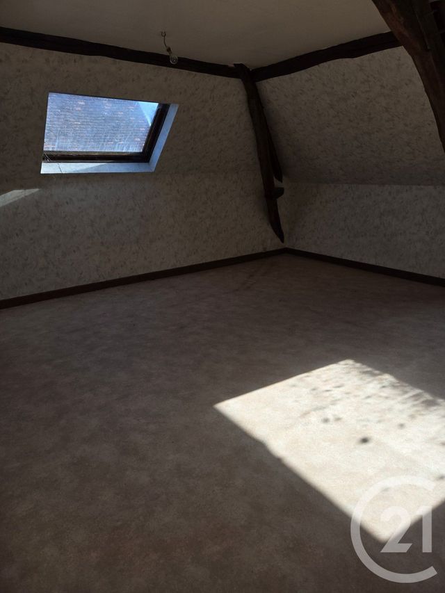 maison à vendre - 8 pièces - 120.0 m2 - LURCY LEVIS - 03 - AUVERGNE - Century 21 Confluences