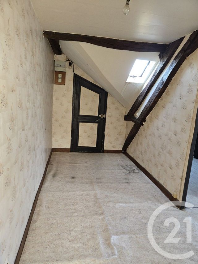 maison à vendre - 8 pièces - 120.0 m2 - LURCY LEVIS - 03 - AUVERGNE - Century 21 Confluences