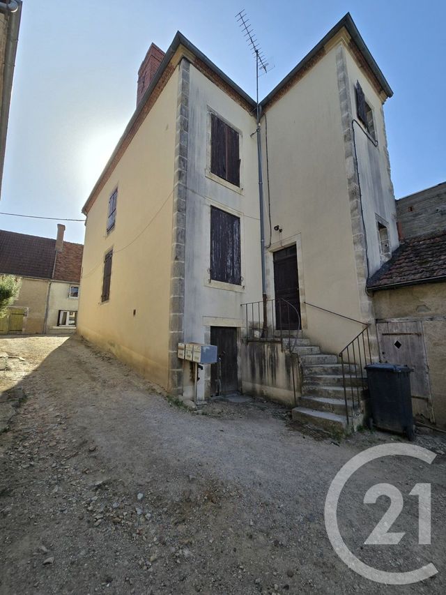 maison à vendre - 8 pièces - 120.0 m2 - LURCY LEVIS - 03 - AUVERGNE - Century 21 Confluences