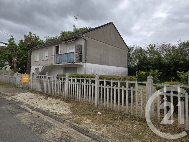 maison à vendre - 6 pièces - 85.0 m2 - SANCOINS - 18 - CENTRE - Century 21 Confluences