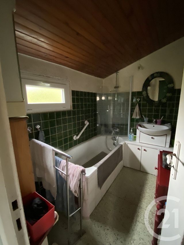 maison à vendre - 6 pièces - 192.13 m2 - ST PLAISIR - 03 - AUVERGNE - Century 21 Confluences