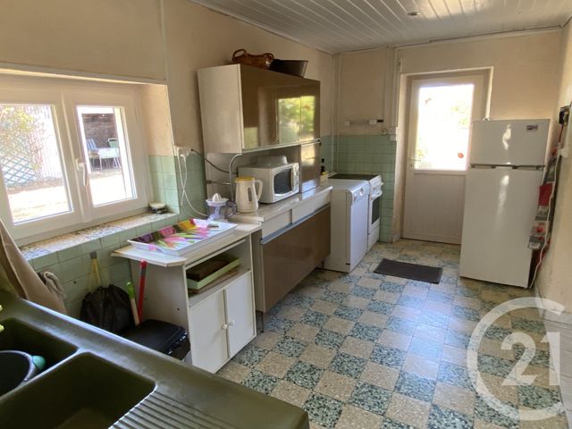 maison à vendre - 4 pièces - 105.0 m2 - BESSAIS LE FROMENTAL - 18 - CENTRE - Century 21 Confluences