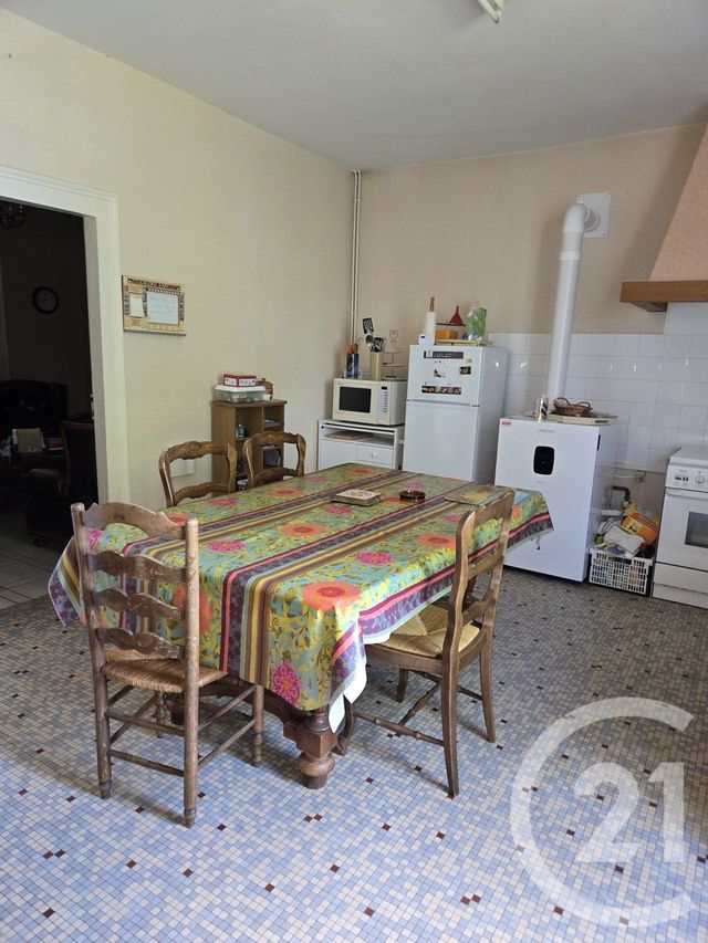 maison à vendre - 7 pièces - 146.18 m2 - LA GUERCHE SUR L AUBOIS - 18 - CENTRE - Century 21 Confluences