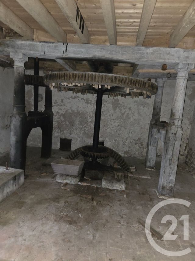 maison à vendre - 7 pièces - 146.18 m2 - LA GUERCHE SUR L AUBOIS - 18 - CENTRE - Century 21 Confluences