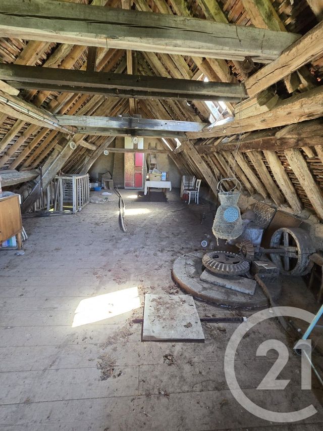 maison à vendre - 7 pièces - 146.18 m2 - LA GUERCHE SUR L AUBOIS - 18 - CENTRE - Century 21 Confluences