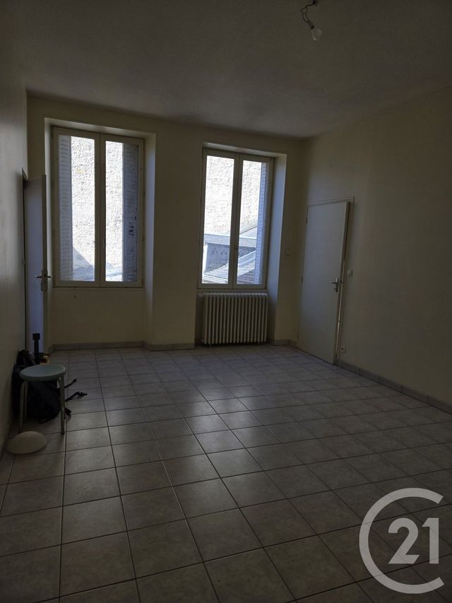 Appartement F3 à vendre - 4 pièces - 56.88 m2 - SANCOINS - 18 - CENTRE - Century 21 Confluences