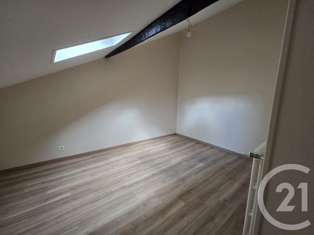 Appartement F3 à vendre - 4 pièces - 56.88 m2 - SANCOINS - 18 - CENTRE - Century 21 Confluences