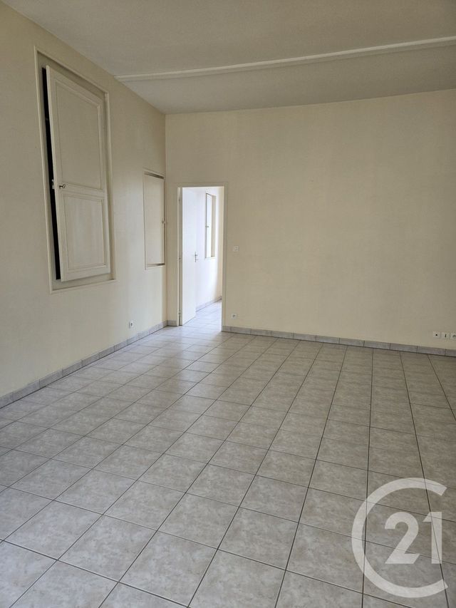 Appartement F3 à vendre - 4 pièces - 56.88 m2 - SANCOINS - 18 - CENTRE - Century 21 Confluences