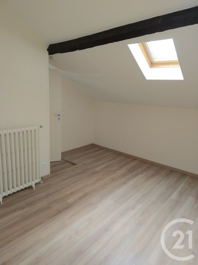 Appartement F3 à vendre - 4 pièces - 56.88 m2 - SANCOINS - 18 - CENTRE - Century 21 Confluences