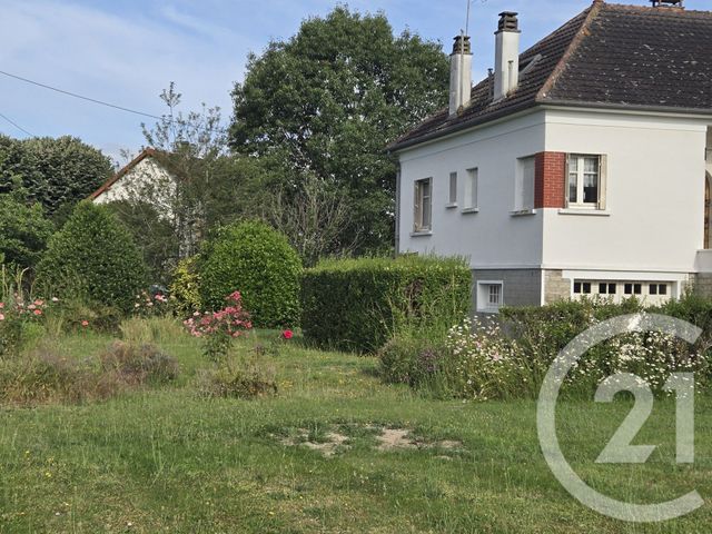 maison à vendre - 7 pièces - 123.1 m2 - MORNAY SUR ALLIER - 18 - CENTRE - Century 21 Confluences