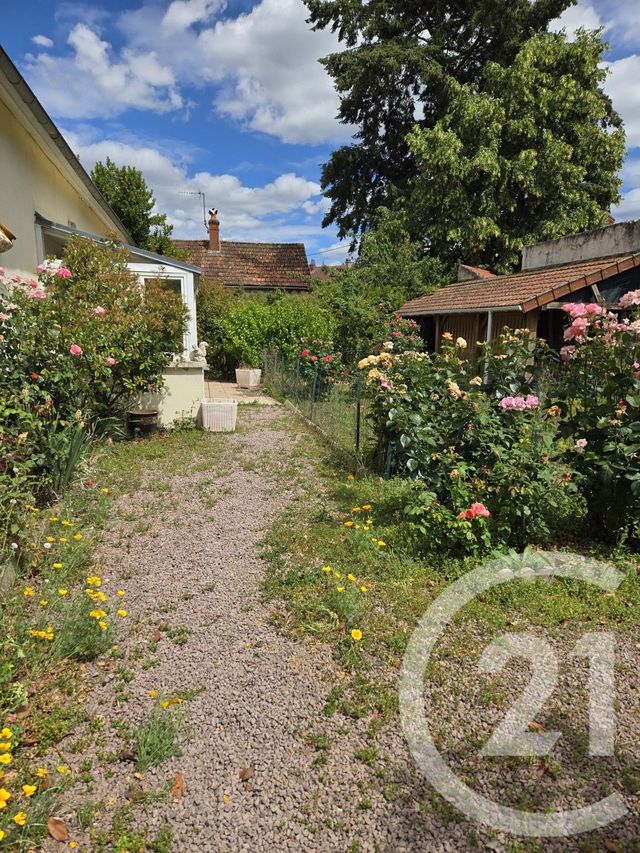 maison à vendre - 8 pièces - 72.46 m2 - SANCOINS - 18 - CENTRE - Century 21 Confluences