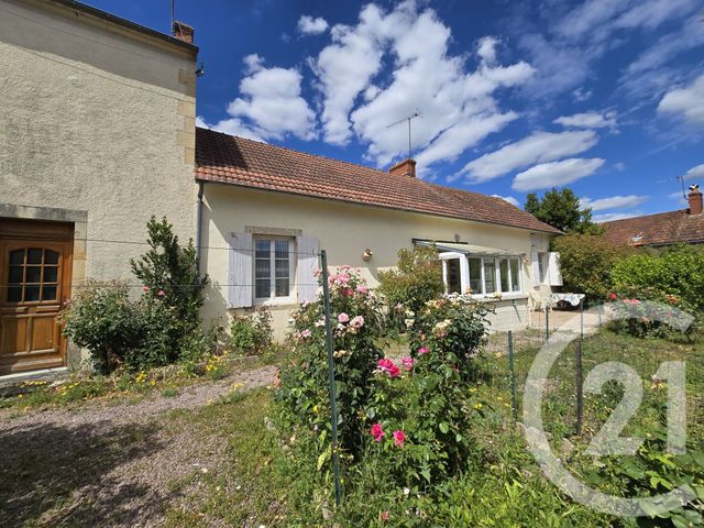 maison à vendre - 8 pièces - 72.46 m2 - SANCOINS - 18 - CENTRE - Century 21 Confluences
