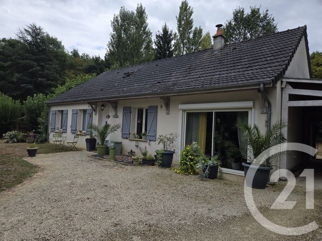 maison à vendre - 6 pièces - 174.47 m2 - LA GUERCHE SUR L AUBOIS - 18 - CENTRE - Century 21 Confluences
