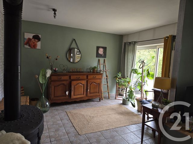 maison à vendre - 6 pièces - 174.47 m2 - LA GUERCHE SUR L AUBOIS - 18 - CENTRE - Century 21 Confluences
