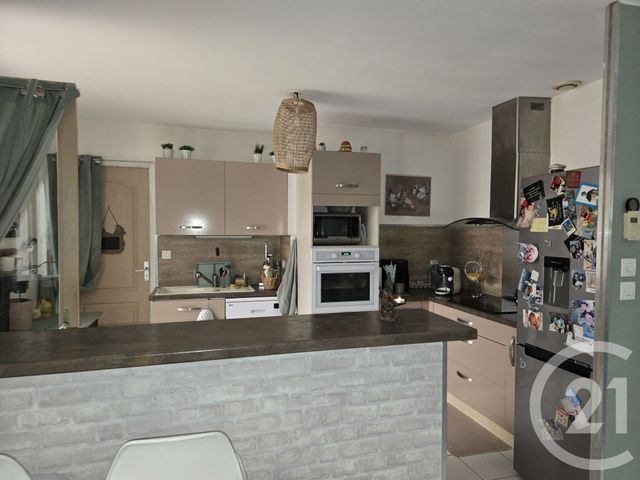 maison à vendre - 6 pièces - 174.47 m2 - LA GUERCHE SUR L AUBOIS - 18 - CENTRE - Century 21 Confluences