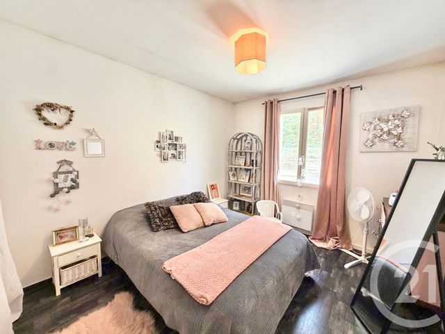 maison à vendre - 6 pièces - 174.47 m2 - LA GUERCHE SUR L AUBOIS - 18 - CENTRE - Century 21 Confluences